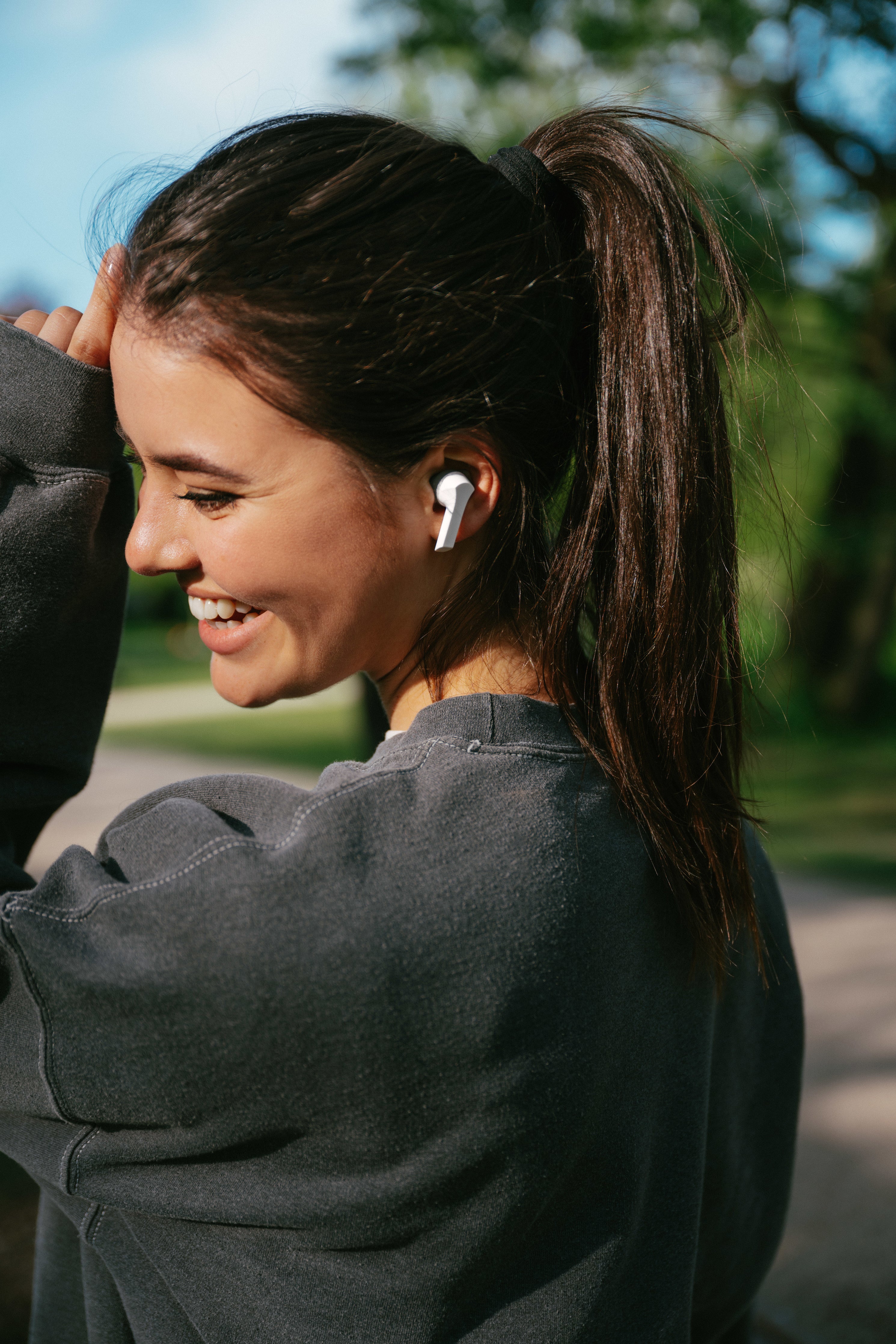 Golden Sound Sport-Kopfhörer mit Ohrbügel und extra Bass